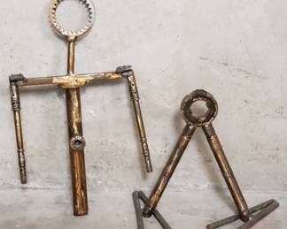 85 Vintage metal art sculpture