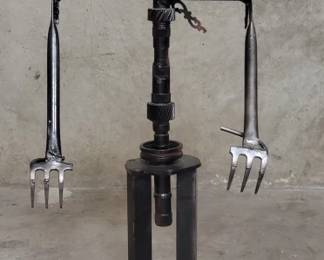 87 Bernard Hanes metal art sculpture