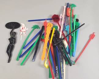 51 Collection of vintage plastic drink stirrers