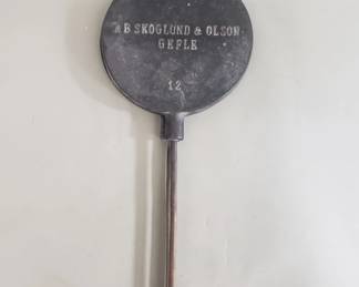 370 Vintage A B Skoglund Olsen cast iron waffle