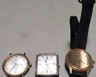 443 Group of vintage watches Waltham, Turneau, Bulova
