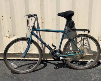 192 Pair of bikes
