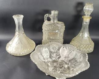424 Group of vintage glass decanters and a bowl
