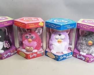 588 Four Tiger Electronics Furbys