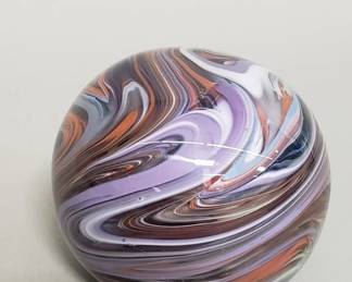 326 Vintage Wedgwood England art glass paperweight