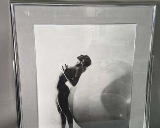 47 Maurice Seymour signed framed print