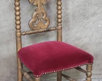 166 Vintage Frenchstyle carved wood priedieu chair