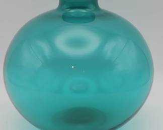 359h Vintage handblown teal art glass globe vase