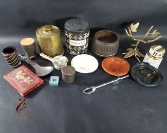 537 Collectible vintage ash trays, tobacco canisters