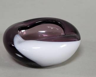 322 Vintage hand blown glass ashtray