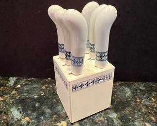 Vintage Blue and White Ceramic Spreader Set