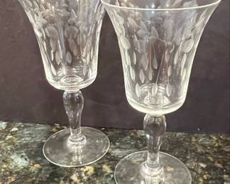 Vintage Etched Crystal Wine Glasses Style