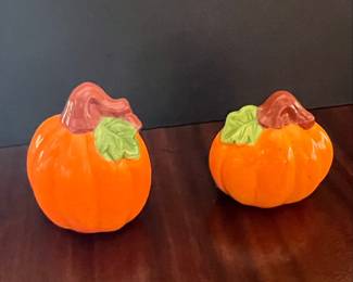 Pumpkin Salt and Pepper Shaker Set