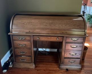 Jasper Cabinet Company Mystique Roll Top Desk
