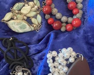 Assorted Costume Jewelry Necklace Lot