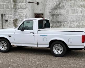 1994 Ford Lightning Pickup Truck 1 of 1400 made