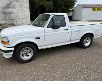 1994 FORD Lightning Pickup Truck