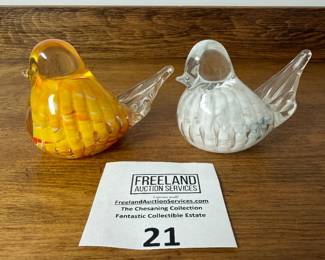 Over 200 pieces of St. Clair art glass signed paperweights and items