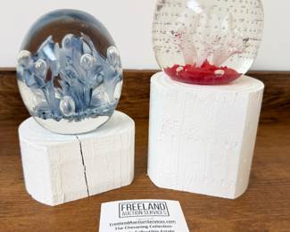 Over 200 pieces of St. Clair art glass signed paperweights and items