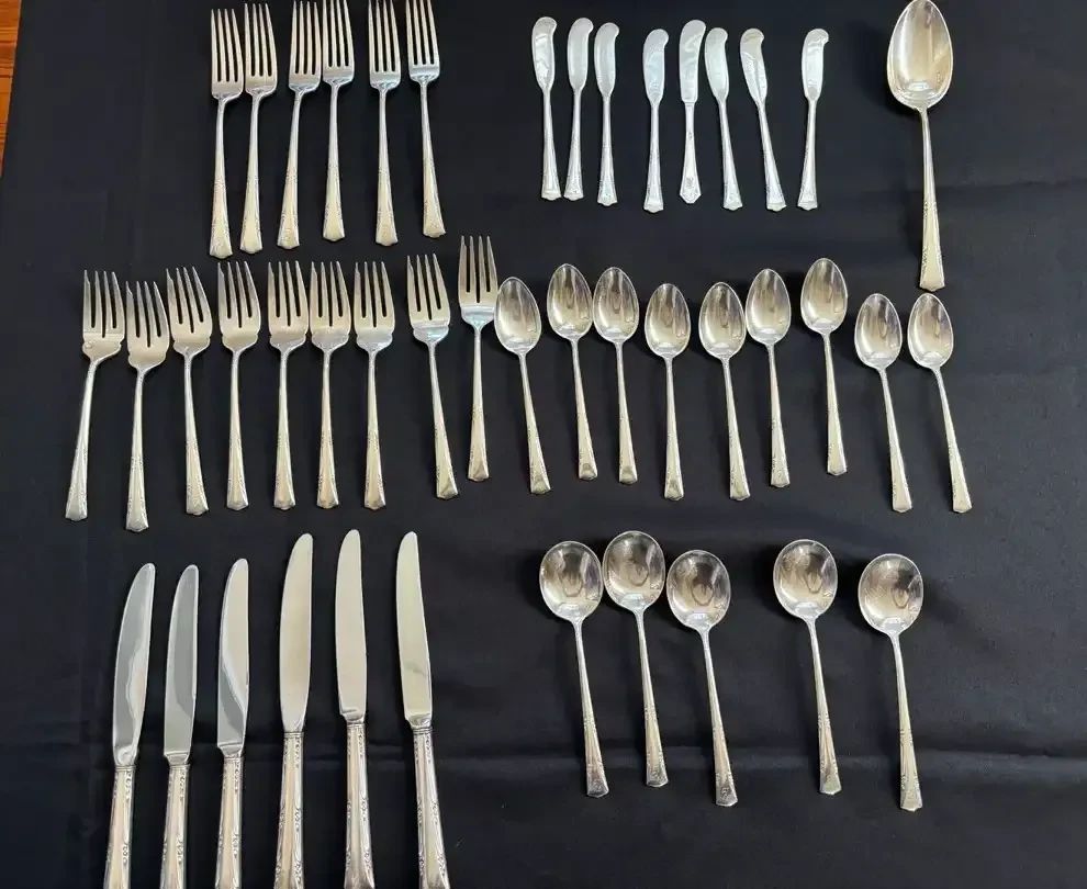  01 Gorham Greenbrier Sterling Silver Flatware Lot 1 44 Pc  1346g 6 Knives