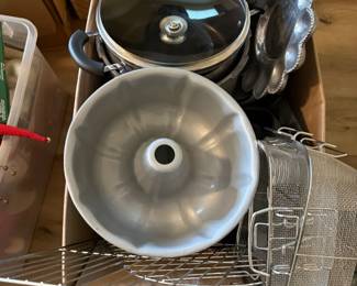 Large Box of Assorted Metal Bakeware, Pans and Racks