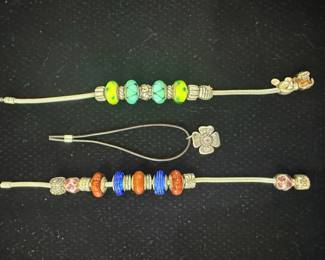  05 Pandora 925 Sterling Silver Charm Bracelets, Murano Glass Beads  Retired Flower Pendant