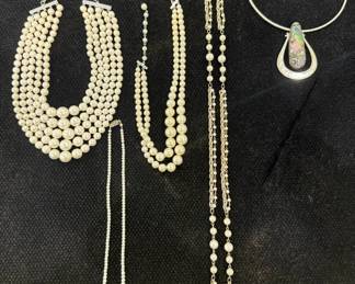 Elegant Faux Pearl Necklace Collection with MultiStrand Statement Pieces  Iridescent Pendant
