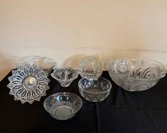 Towle Czech 24 Lead Crystal Pedestal Bowl  Pressed Glass Serveware