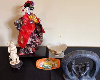 Japanese  AsianInspired Decorative Group  Geisha Doll, Porcelain  Figures