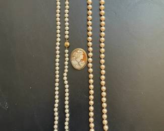 Vintage Pearl Necklace with 14K Gold Beads, Pearl Necklace  14K Gold Carved Shell Cameo Broach