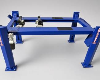 Garage lift rack for 1:18 scale diecast cars