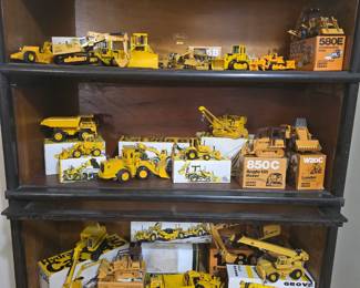 Diecast Heavy Equipment - ERTL / Case Brand and more. Some with boxes