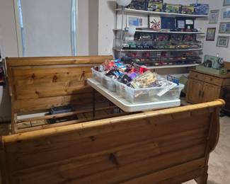 Wood sleigh bed frame