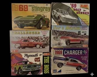 Large collection of model cars - New in Box - Unopened