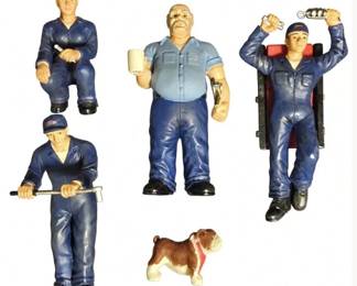 GMP - PARTS DEPT - Garage Figurines G1800121