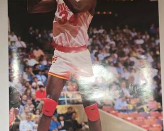 Vintage SIGNED - Houston Rockets #34 Akeem (Hakeem) Olajuwon - NBA Official Licensed Product