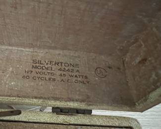 Silvertone Small Turntable (Model 4242A),