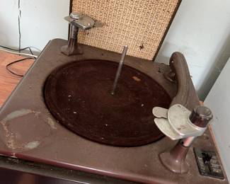 Vintage Turntable