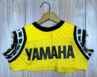 VINTAGE LATE 1970s YOUNG MEN'S CUT OFF YAMAHA SHIRT