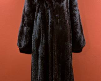 VINTAGE FULL LENGHT BLACK MINK FUR COAT BY BIFANO'S OF DALLAS