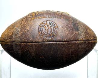 VINTAGE LEATHER SPALDING OFFICIAL COLLEGE FOOTBALL