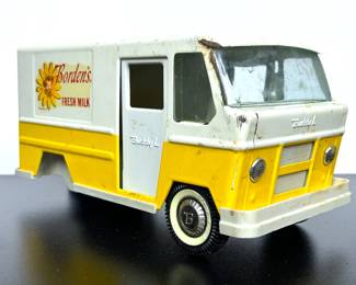 Vintage Buddy L toy Borden's Milk Delivery Van