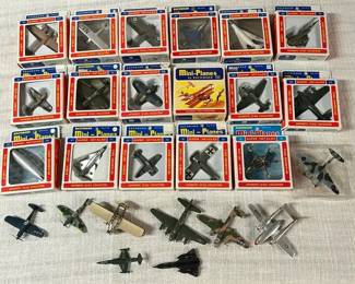 Vintage Bachmann Mini Plastic Planes Lot