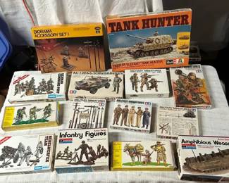 Vintage 135 Military Model Kits Tamiya, Heller, Monogram