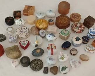 Lot Of Trinket Boxes
