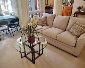 Lazy Boy sofa 86" x 38" Recently purchased