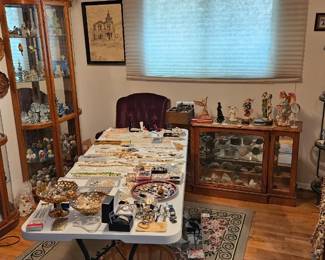 Jewelry, beautiful rocks and crystals and vintage costume jewelry 