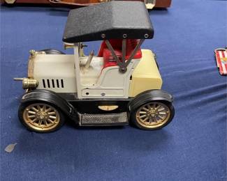 Vintage car radio