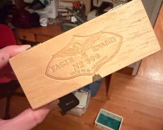 Eagle Brand No. 999 Wooden Grooming Kit Box