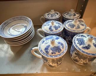 Guangzhou Arts & Crafts Blue and White Lidded Cups and Saucers